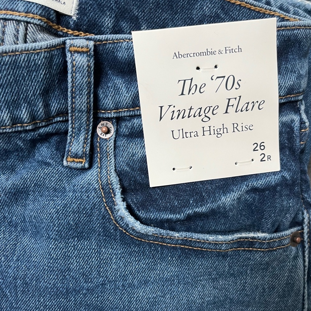 NWT❗️A&F Ultra High Rise Vintage Flare Jeans - Picture 11 of 11